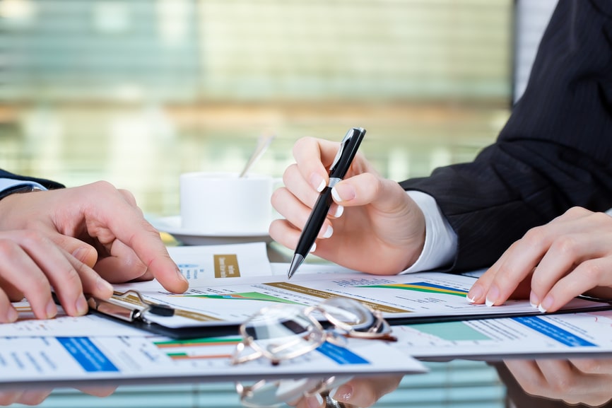 commercial contract lawyer